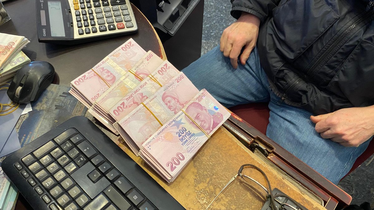 artvinde bankadan verilen fazla parayi iade etti tesekkur olarak cay ikram edildi 1 WP7aVhtz