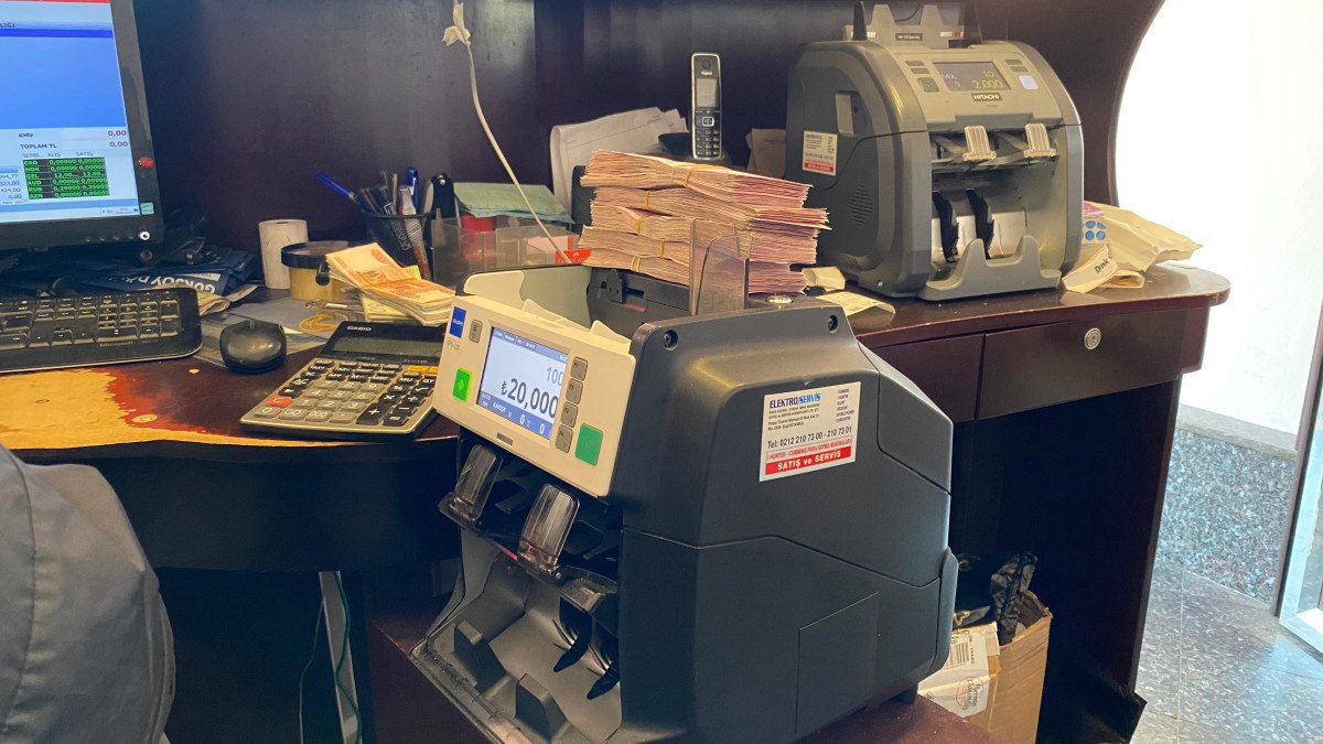 artvinde bankadan verilen fazla parayi iade etti tesekkur olarak cay ikram edildi 3
