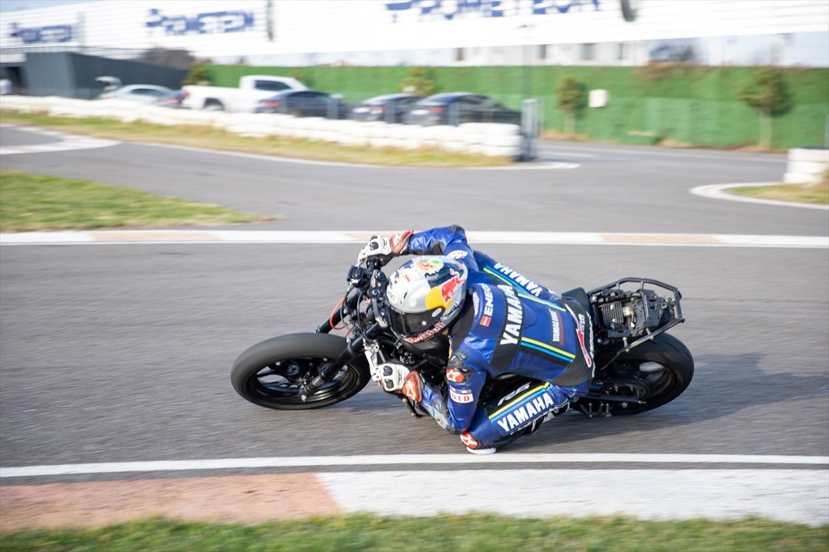 bahattin sofuoglu dunya superbike sampiyonasinda surpriz pesinde 7 hjBet3WU