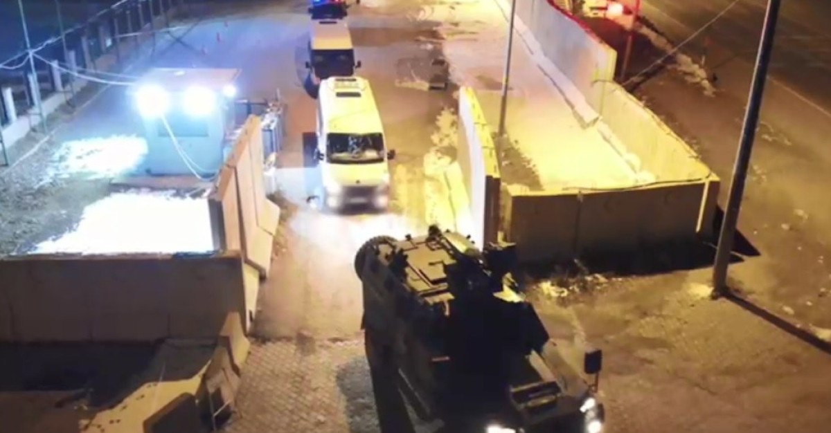 bitliste uyusturucu saticilarina yonelik operasyon duzenlendi 0 EKu6rWCa