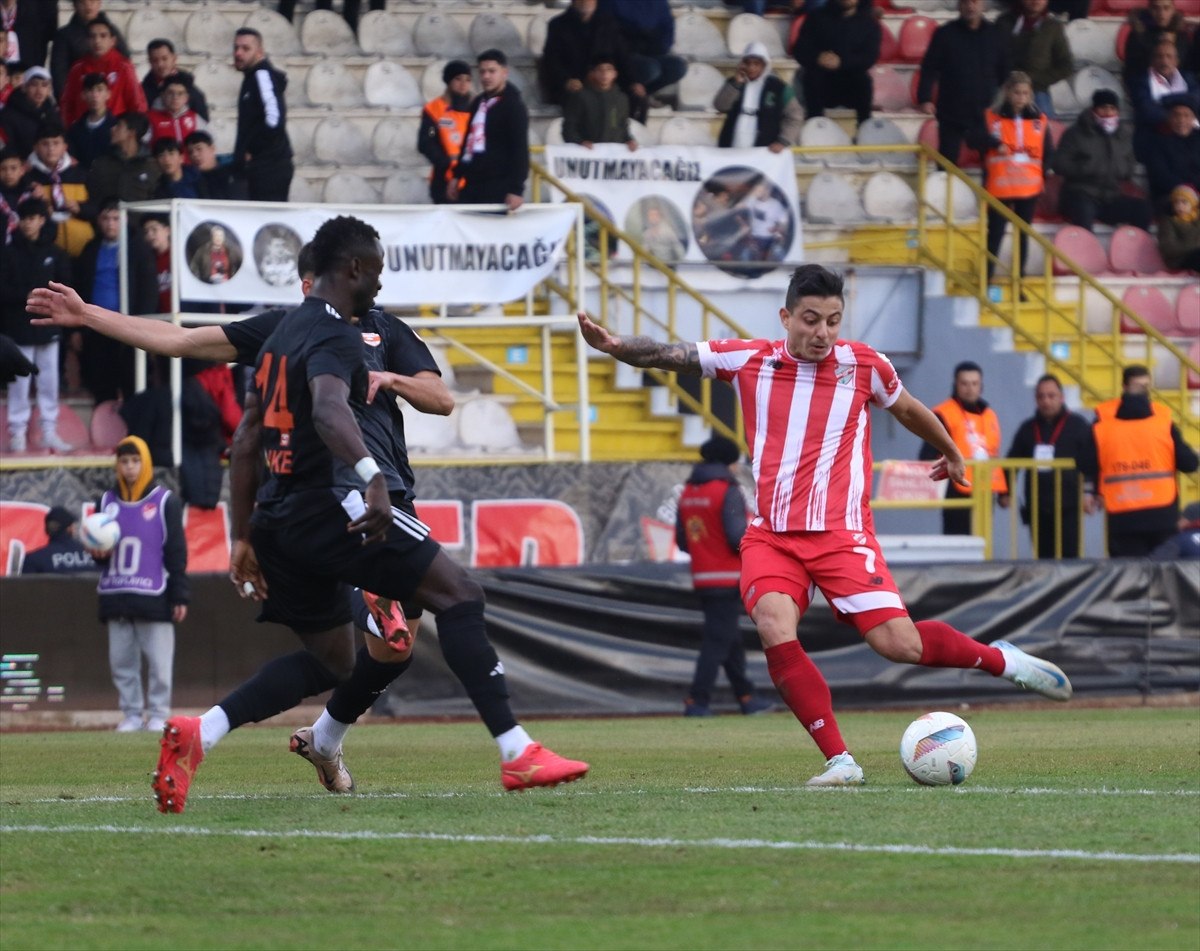 boluspor adanaspor karsisinda 3 golle guldu 1 QVsdOSlf