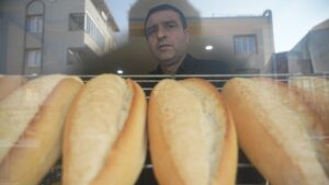 Anasayfa 19 bursada devraldigi is yerinde hayatinin sokunu yasadi hic tanimadigi birinin patronu oldu sQ3ErZDh