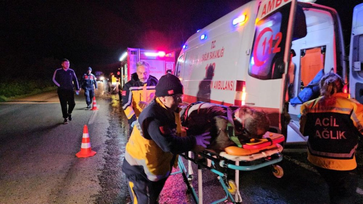 bursada otomobil ile tir carpisti 1 olu 3 yarali 0 JqKrb2EN