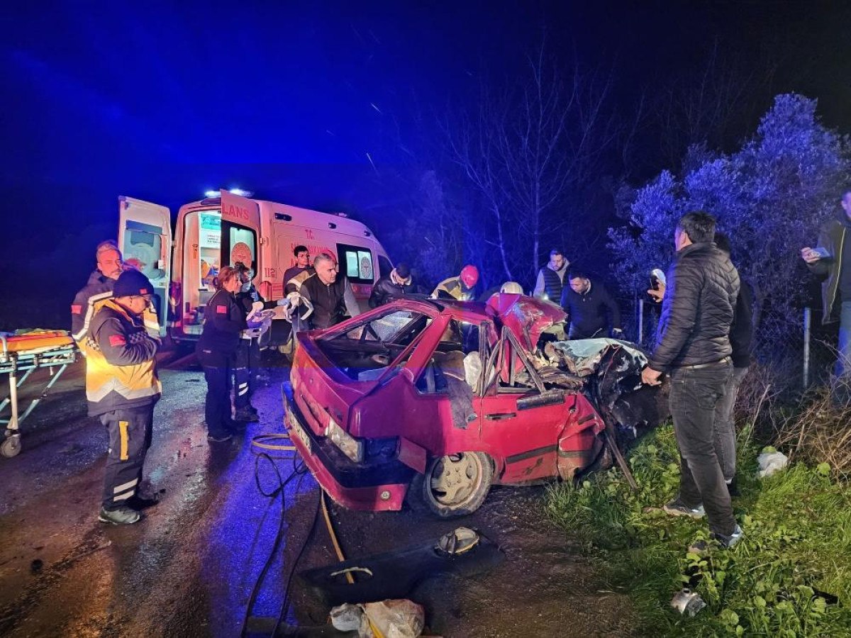 bursada otomobil ile tir carpisti 1 olu 3 yarali 2