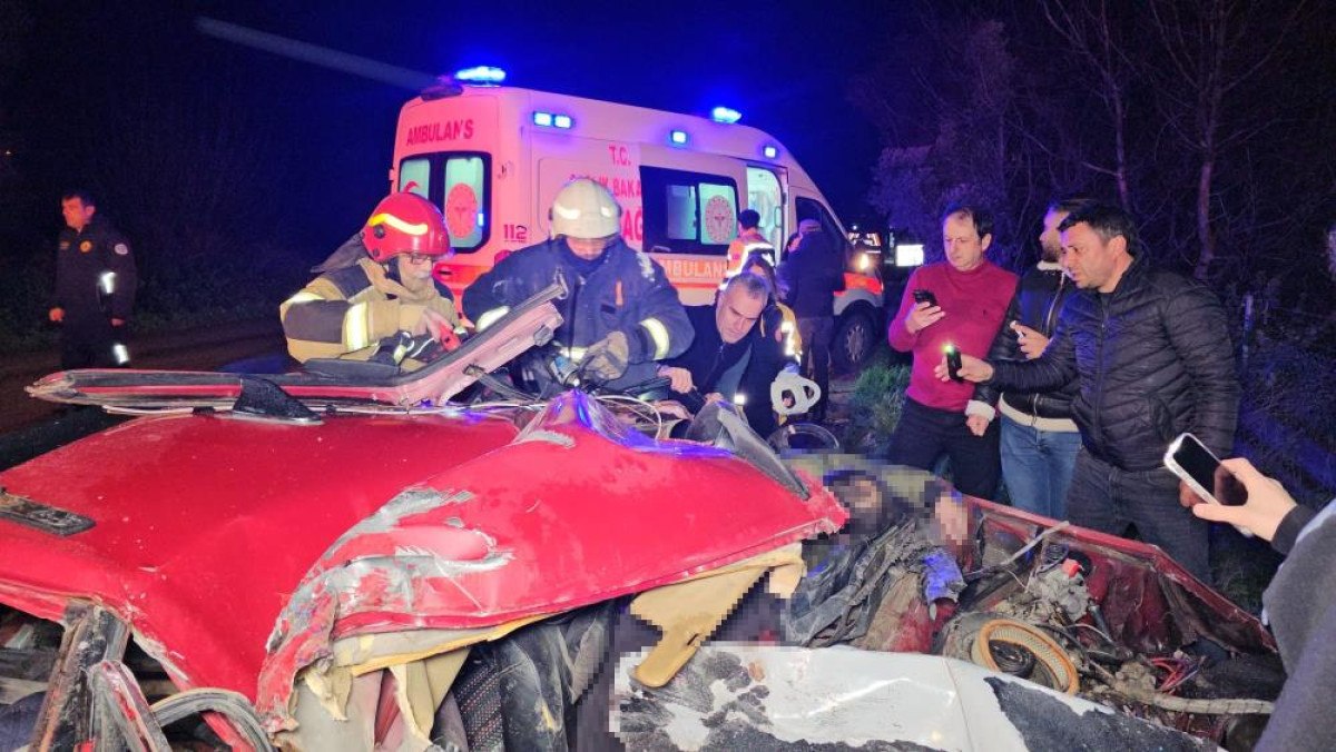 bursada otomobil ile tir carpisti 1 olu 3 yarali 3 wtvgJsOH