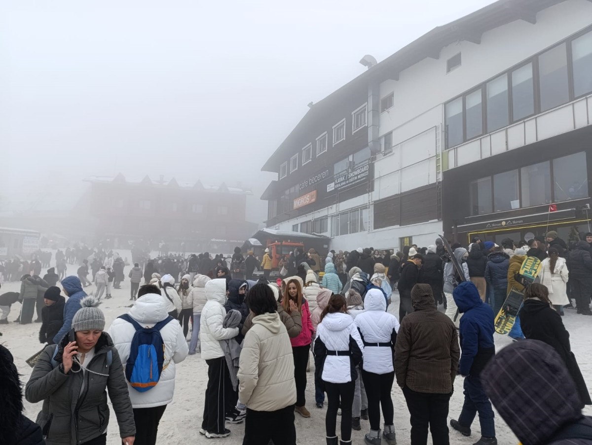 bursada uludag kayak merkezlerine ziyaretci akini 0 hS5daJ17