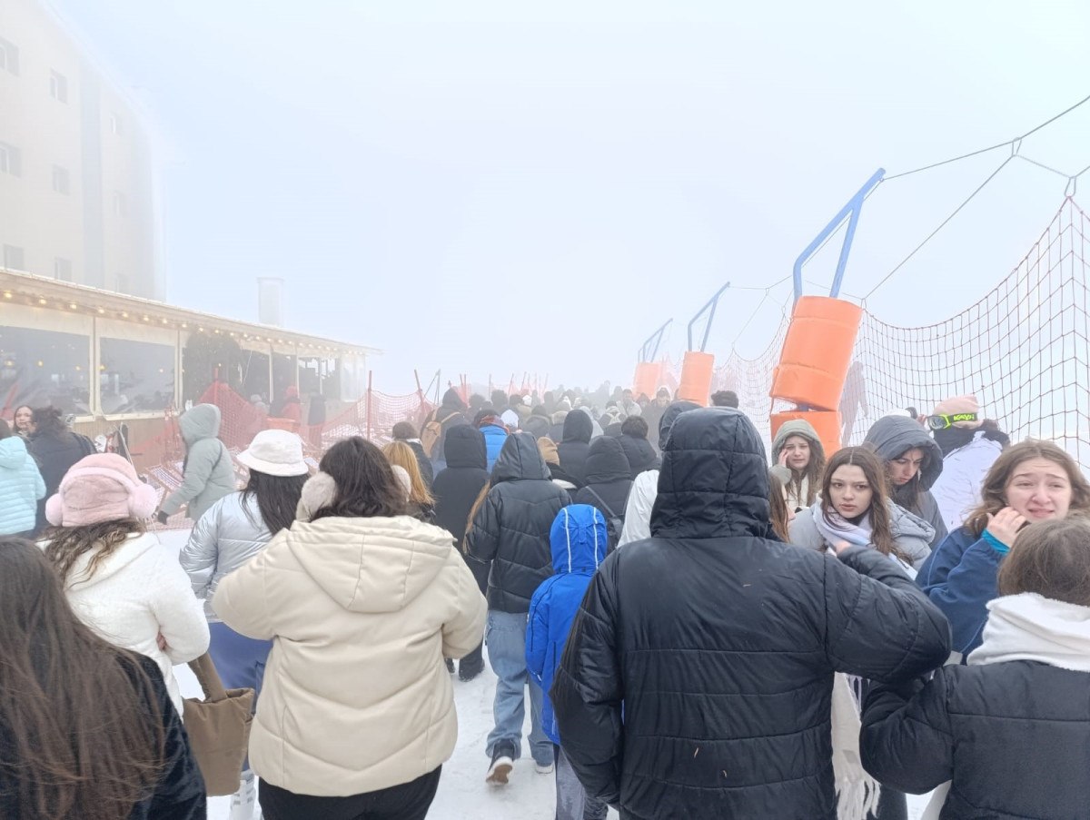 bursada uludag kayak merkezlerine ziyaretci akini 1 7wJmdFMI