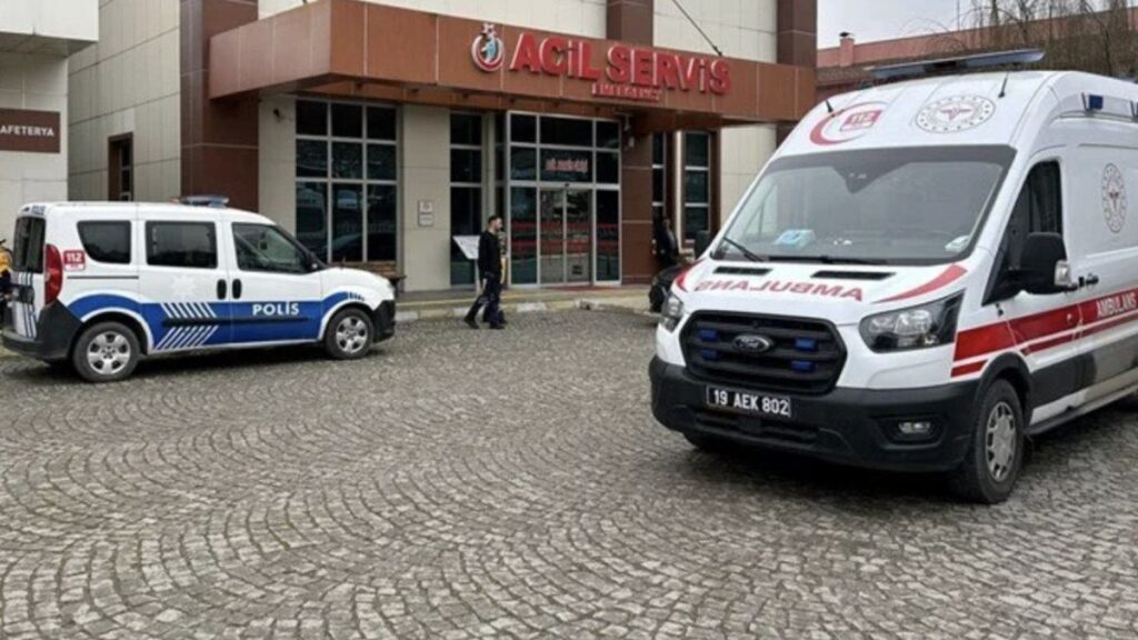 Çorum'da zehirlenme şüphesi: 12 öğrenci hastanelik oldu 2 corumda zehirlenme suphesi 12 ogrenci hastanelik oldu 1ILT9Znm
