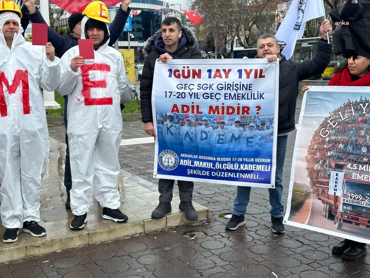 emeklilikte kademeye takilanlar istanbulda miting duzenledi 1 QaZOn1rt