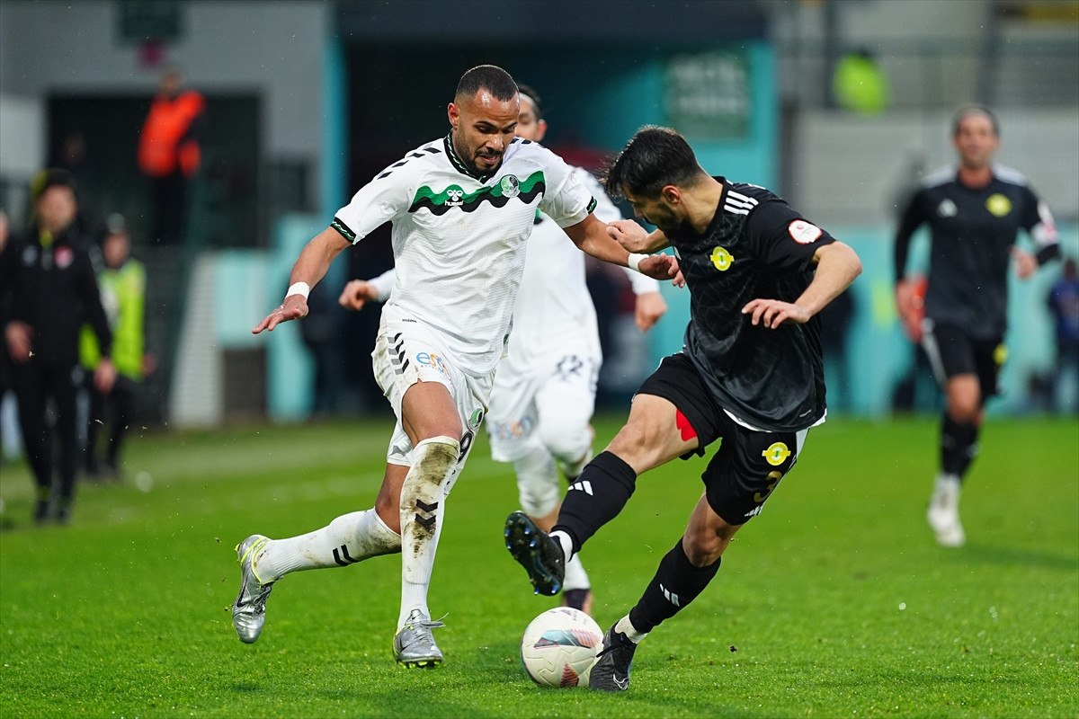 esenler erokspor ile sakaryaspor yenisemedi 1