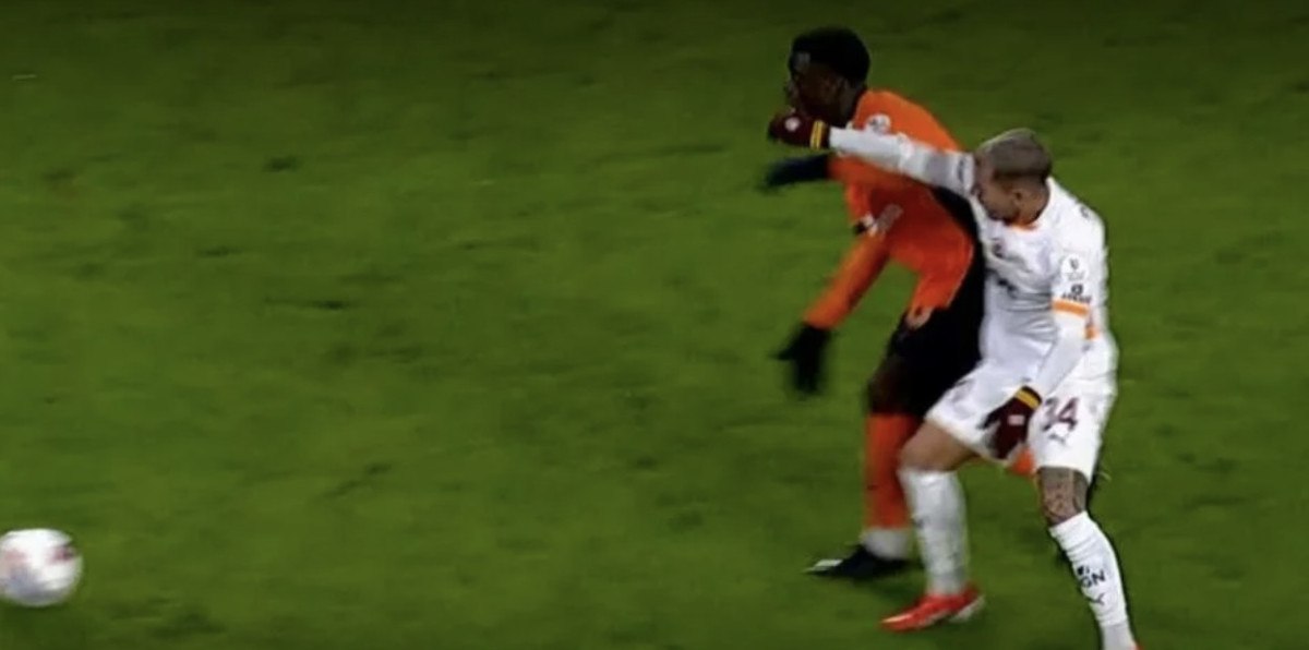 eski hakemlerden basaksehir galatasaray maci yorumlari 5 4EfGO4GJ