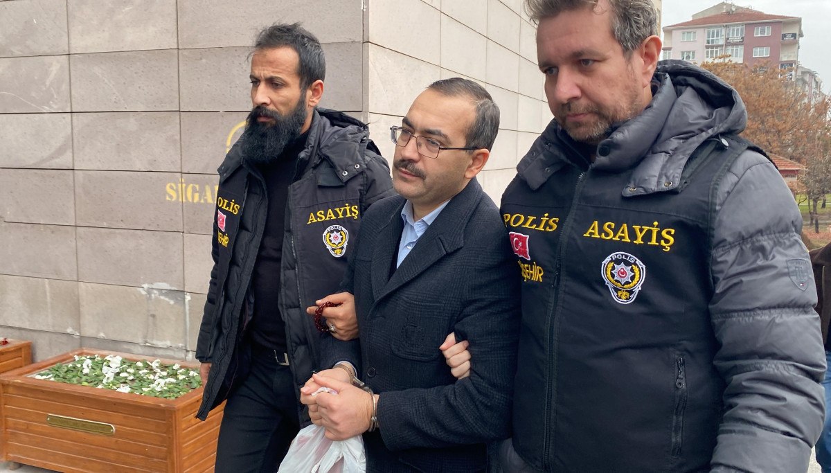 eskisehirde dersine girdigi 12 yasindaki ogrenciyi taciz eden ilce muftusu tutuklandi 1 TXABiztF