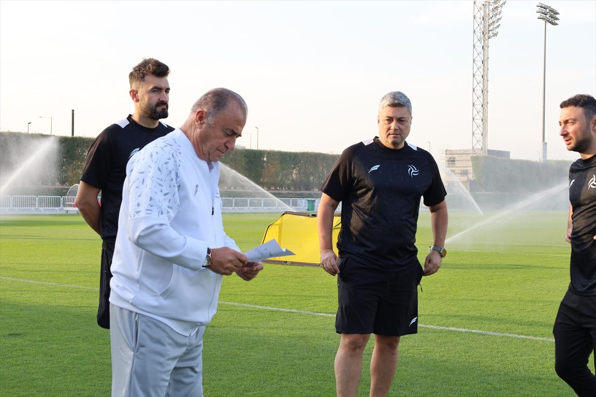 fatih terim samet akaydini bir kez daha istiyor 0 PPYaetnF