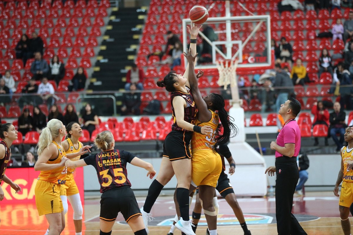 galatasaray melikgazi kayseri basketbol karsisinda galip geldi 2 LEzCZ4uY
