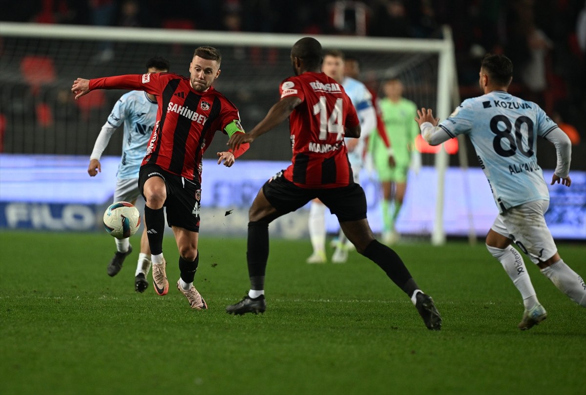 gaziantep fk adana demirspor karsisinda galibiyeti aldi 3 hs5vOFkH
