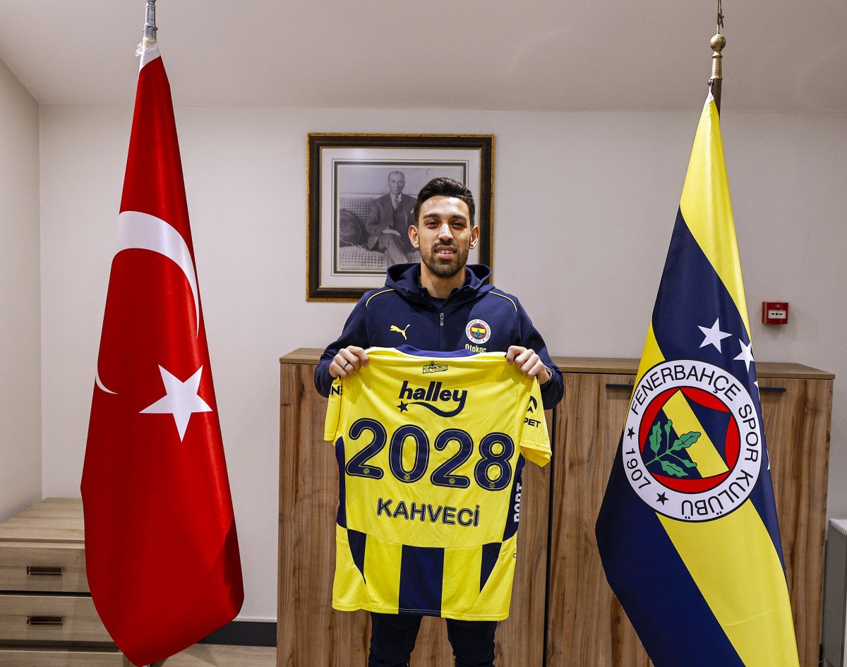irfan can kahveci fenerbahce ile sozlesme uzatmanin mutlulugunu yasiyor 1 X6fEwMg9