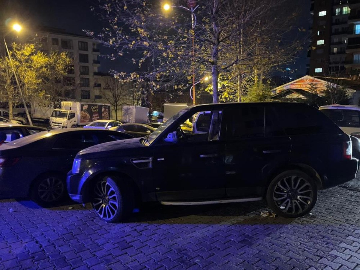 istanbul esenyurtta seyir halindeki araca silahli saldiri 0 5RpQ2JkV