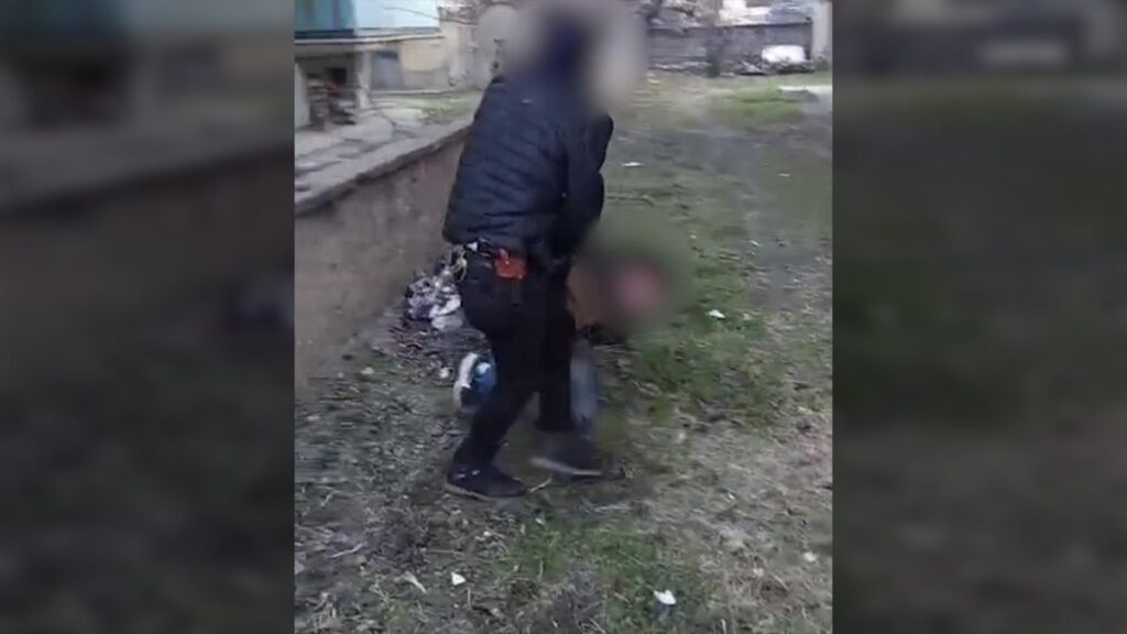 Kayseri'de silahlı yağma suçundan aranan firari yakayı ele verdi 8 kayseride silahli yagma sucundan aranan firari yakayi ele verdi VB91lUle
