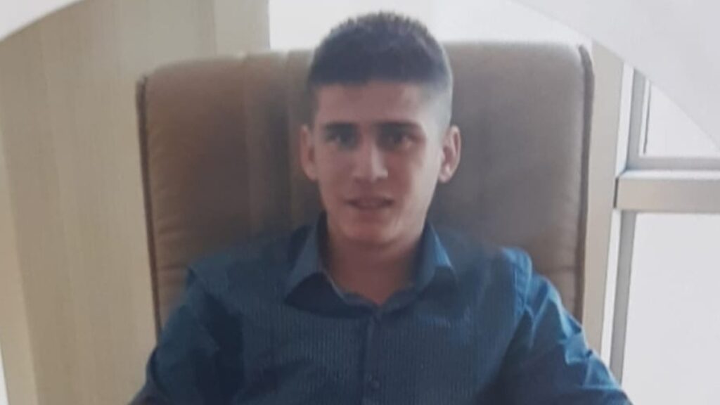 Kocaeli'de ağaçlık alanda bir genç ölü bulundu 3 kocaelide agaclik alanda bir genc olu bulundu Z64px8IK