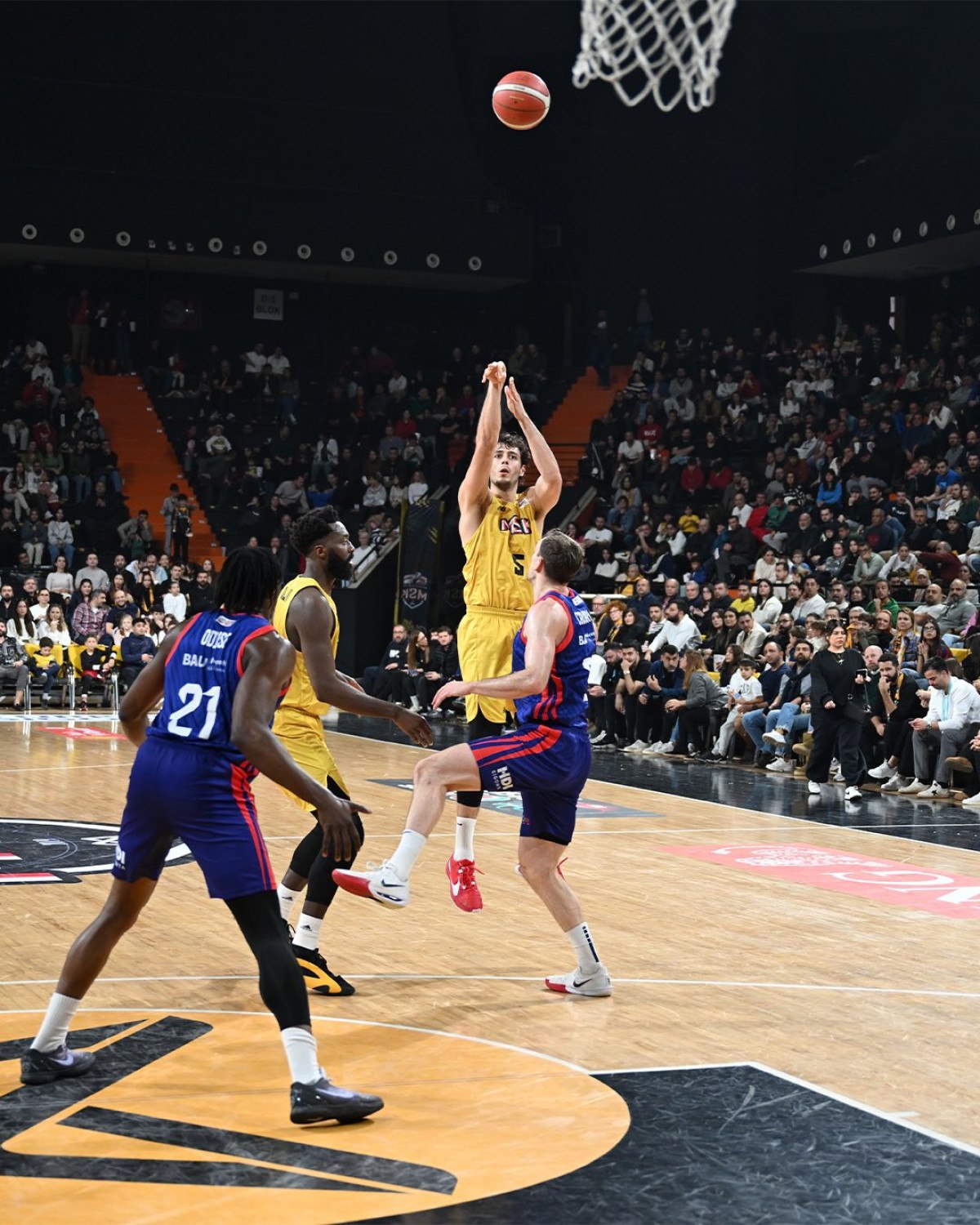 mersin spor bahcesehir kolejini maglup etti 0 lu6h6EIk