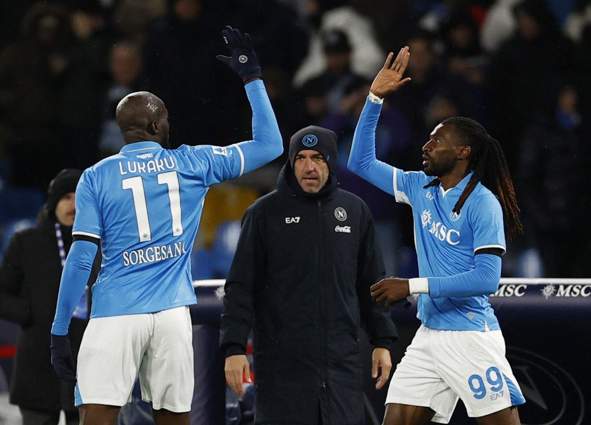 napoli hellas veronaya sans tanimadi 0 zfzsvYGs