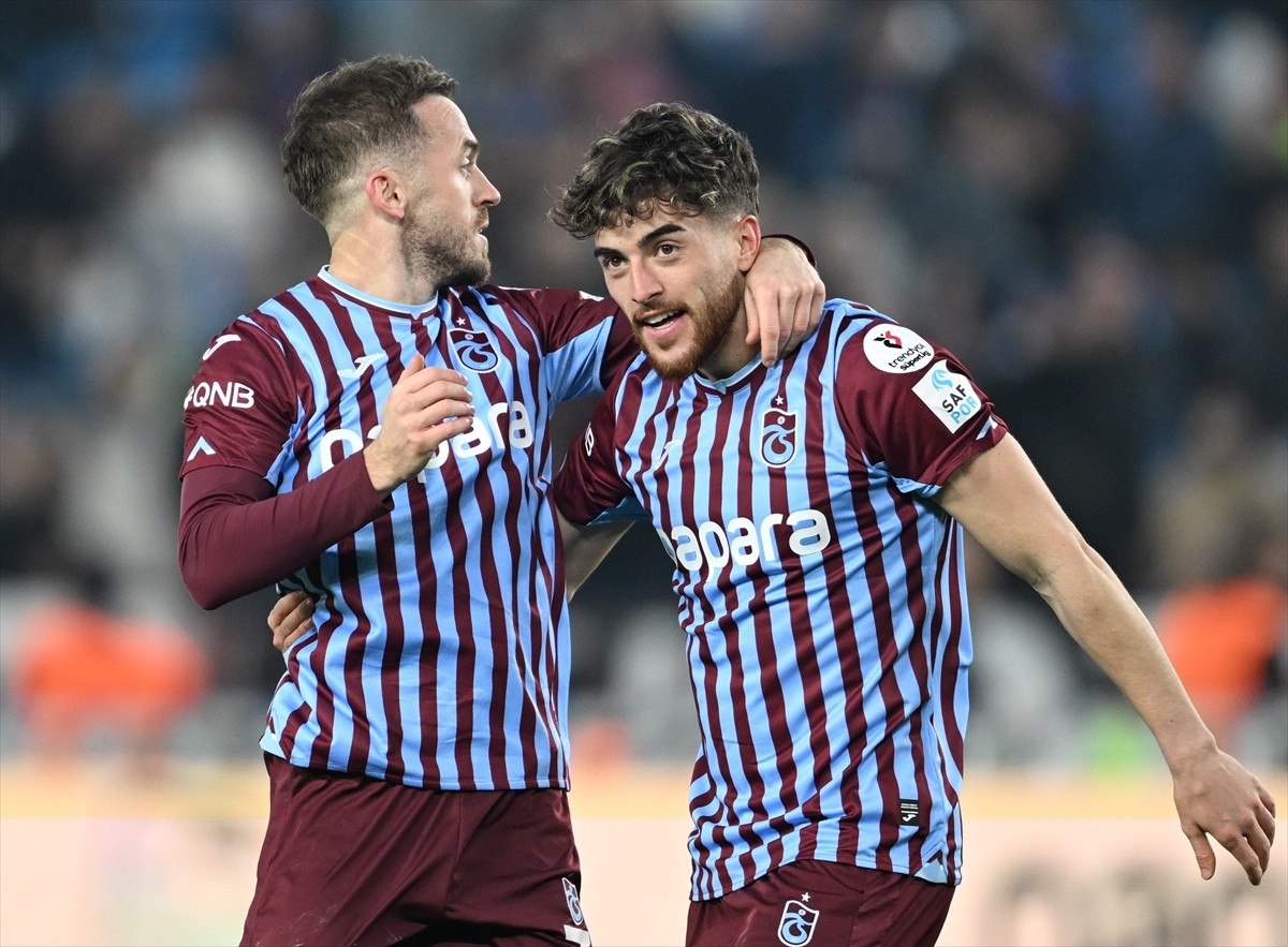 pedro malheiro ve edin visca antalyaspor macinda yildizlasti 0 ZkXksAk4
