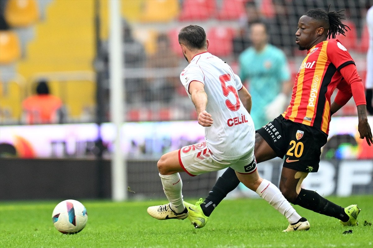 samsunspora kayserispor karsisinda tek gol yetti 5 JCWesyer
