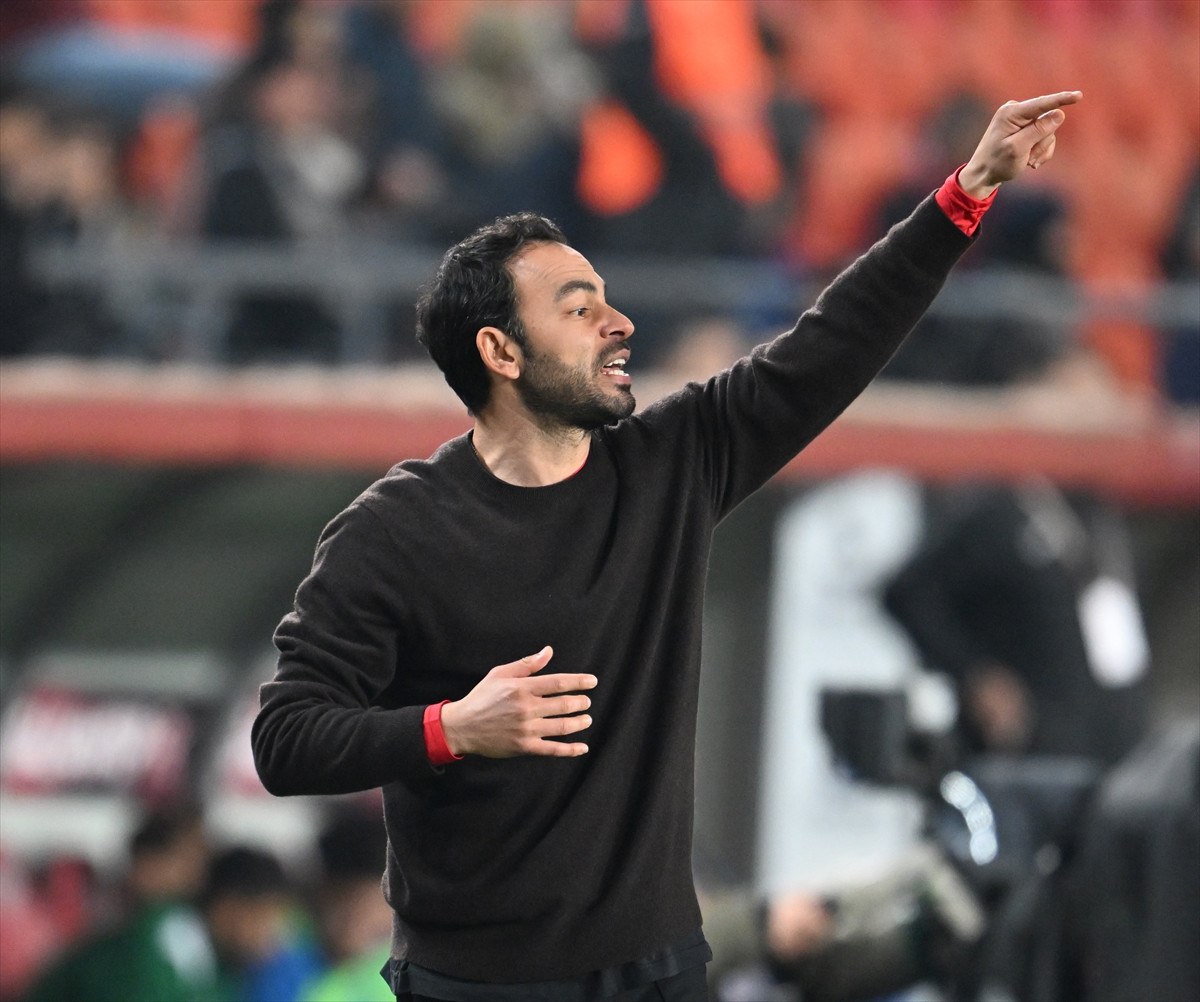 selcuk inan zorlu bir 3 puan aldik 1
