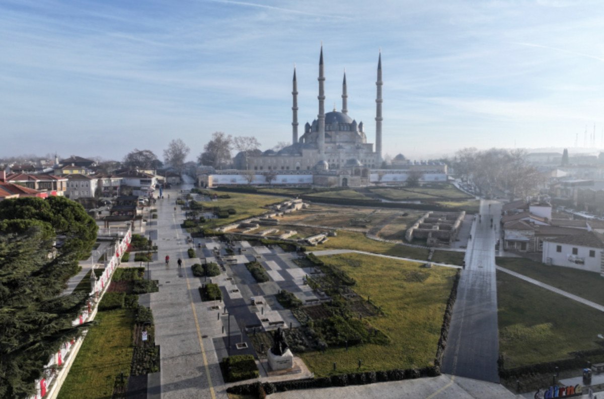 selimiye camii 2024te 1 milyona yakin ziyaretci agirladi 0 N1epZIg8