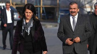 Sırrı Süreyya Önder: Bütün şehitler ve gaziler bütün ülkemizin onurudur 1 sirri sureyya onder butun sehitler ve gaziler butun ulkemizin onurudur 0 QpWWJivS