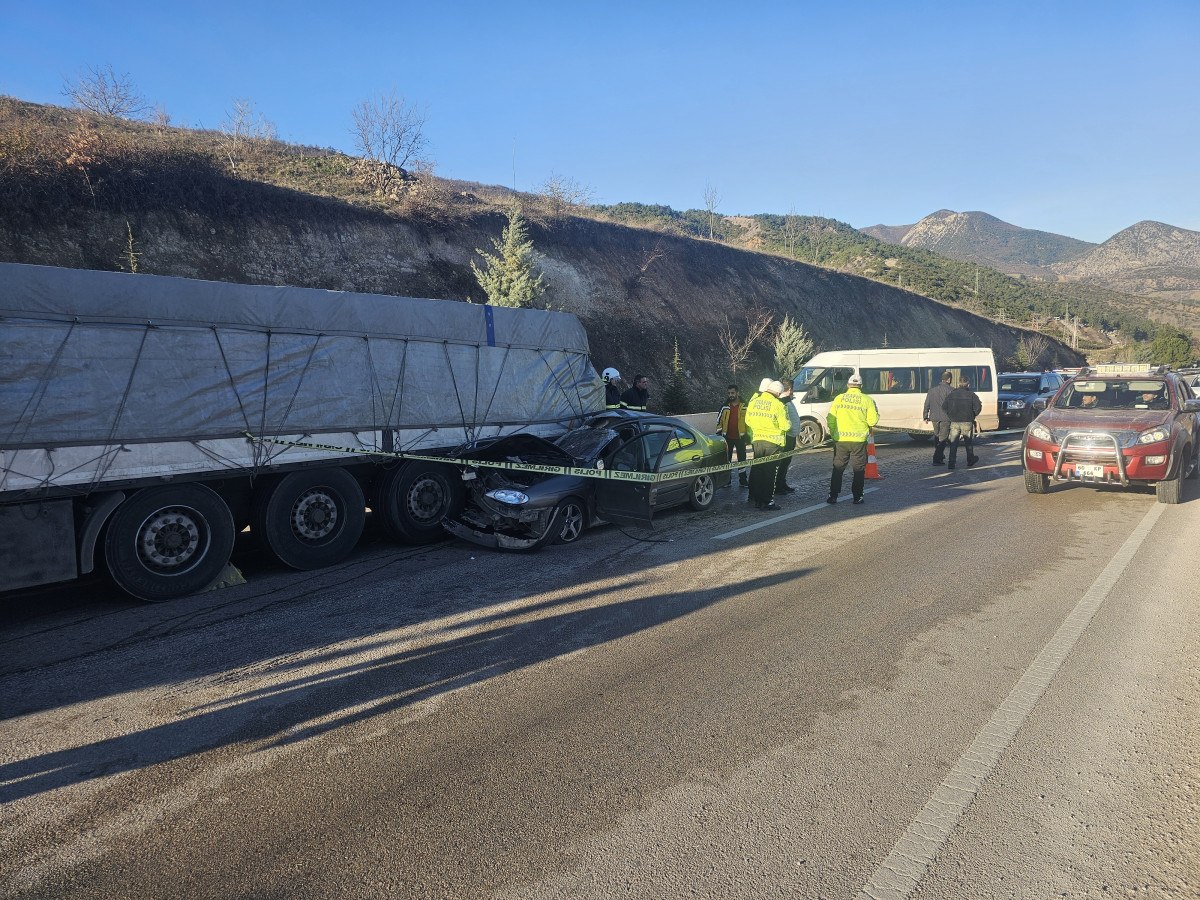 tokatta otomobil tira carpti 4 Lgnff8FI