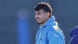 Anasayfa 5 ugurcan cakir lense kapilari kapatti MCUhEsIY